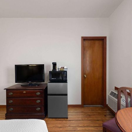 Days Inn By Wyndham Kill Devil Hills Oceanfront - Wilbur Esterno foto