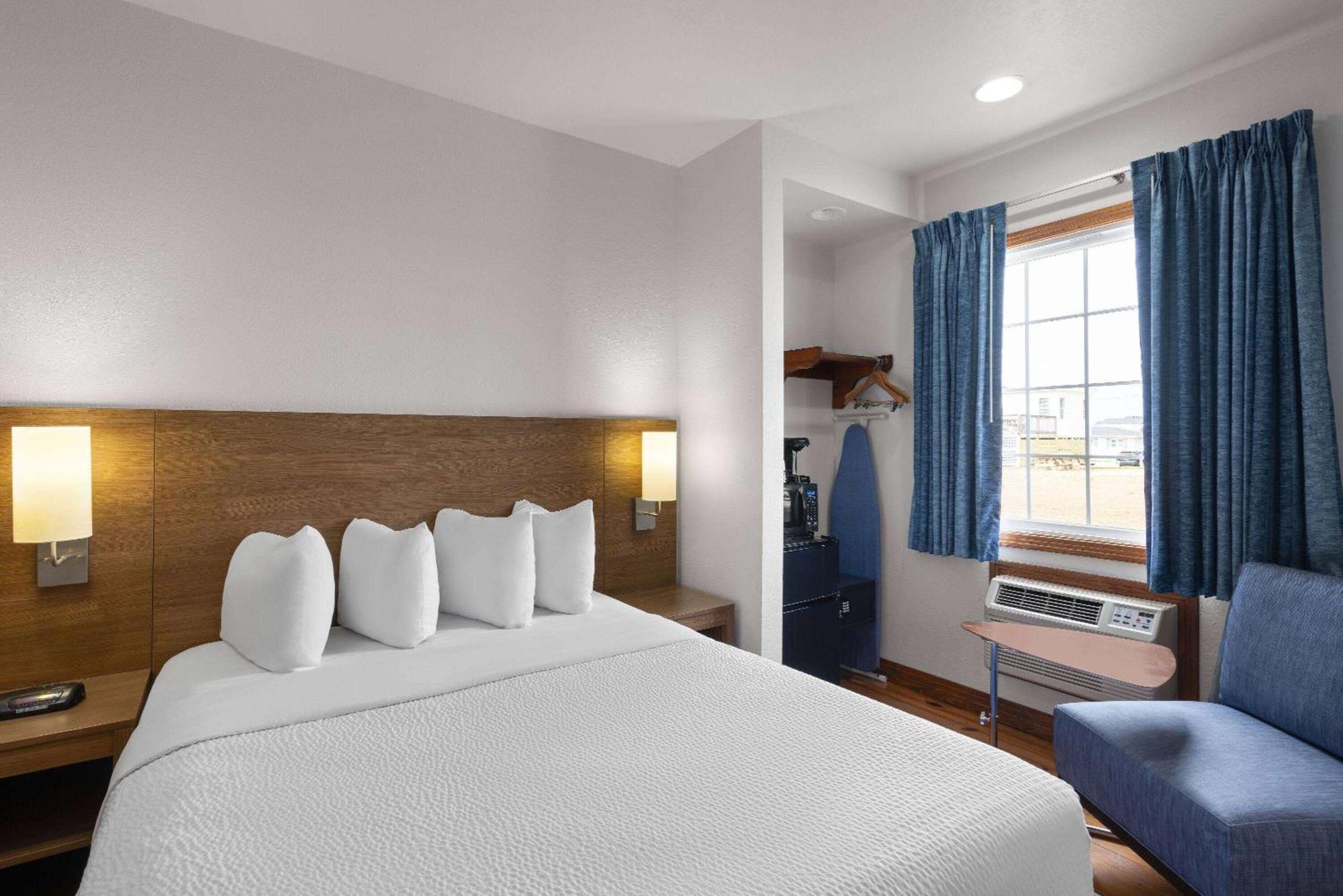 Days Inn By Wyndham Kill Devil Hills Oceanfront - Wilbur Esterno foto