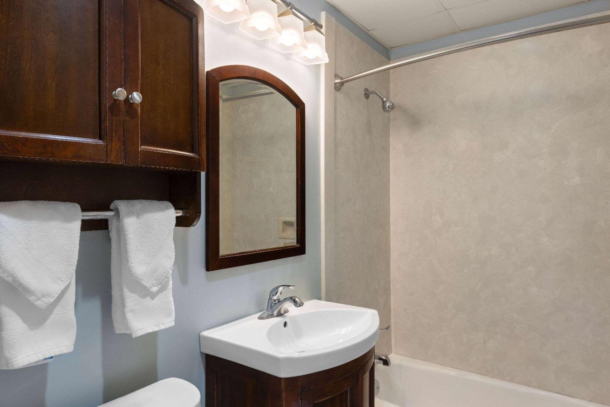 Days Inn By Wyndham Kill Devil Hills Oceanfront - Wilbur Esterno foto