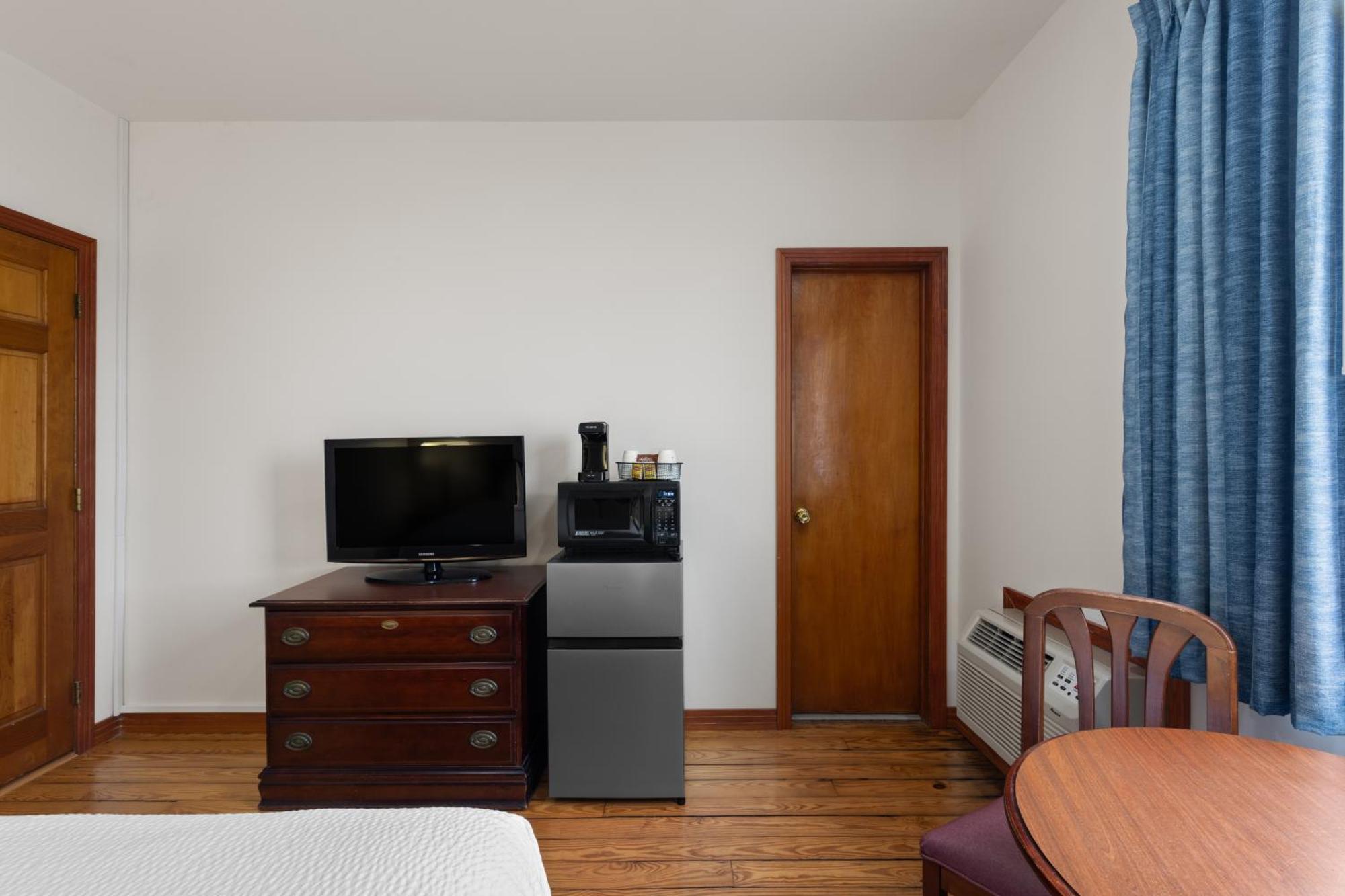 Days Inn By Wyndham Kill Devil Hills Oceanfront - Wilbur Esterno foto