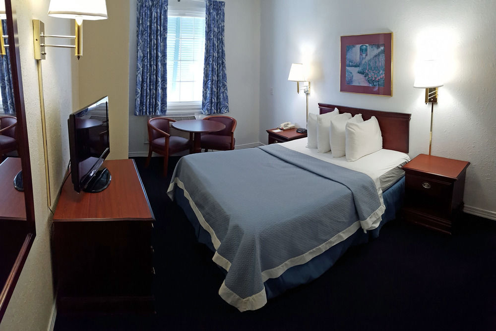 Days Inn By Wyndham Kill Devil Hills Oceanfront - Wilbur Esterno foto
