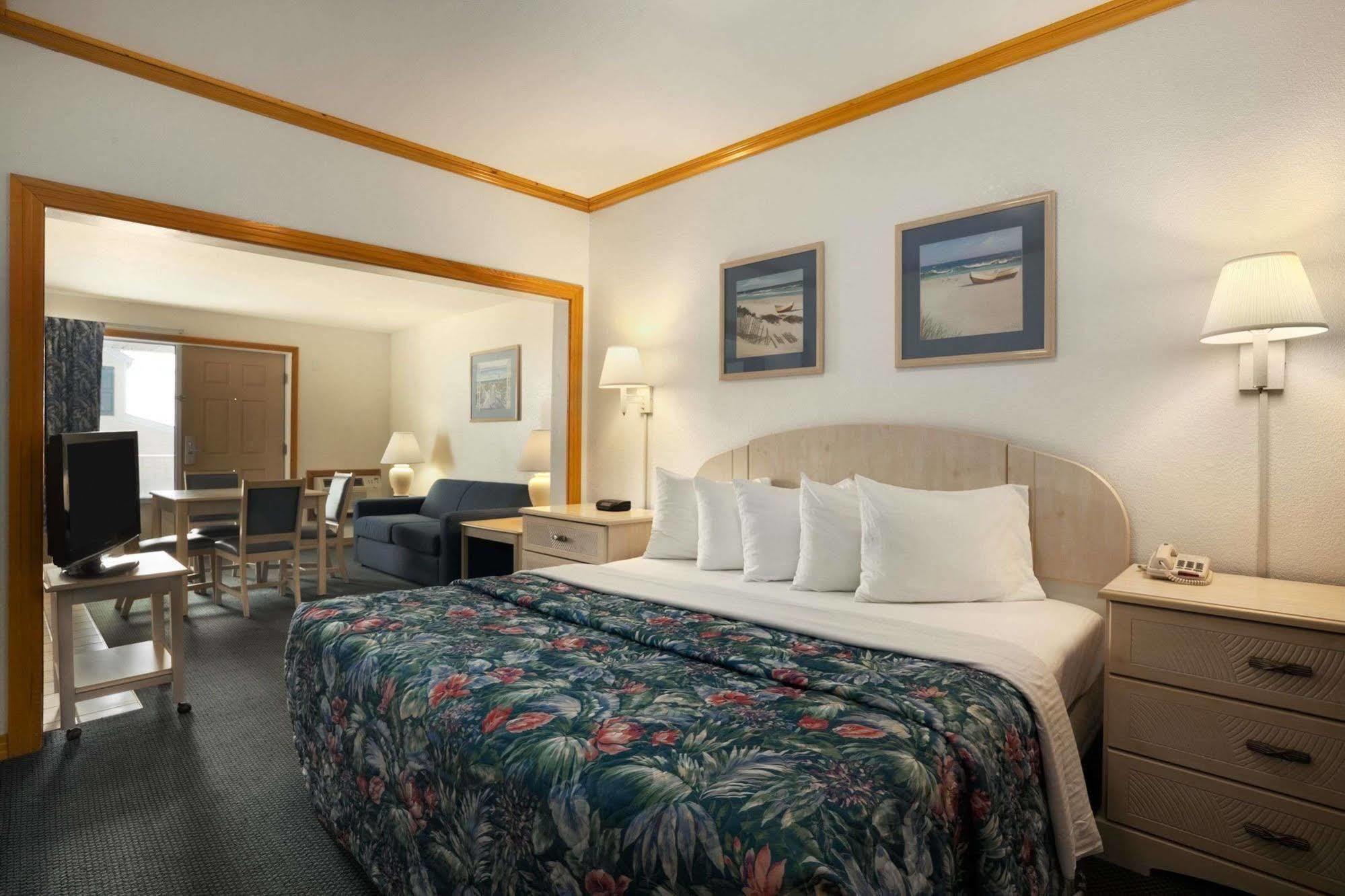 Days Inn By Wyndham Kill Devil Hills Oceanfront - Wilbur Esterno foto