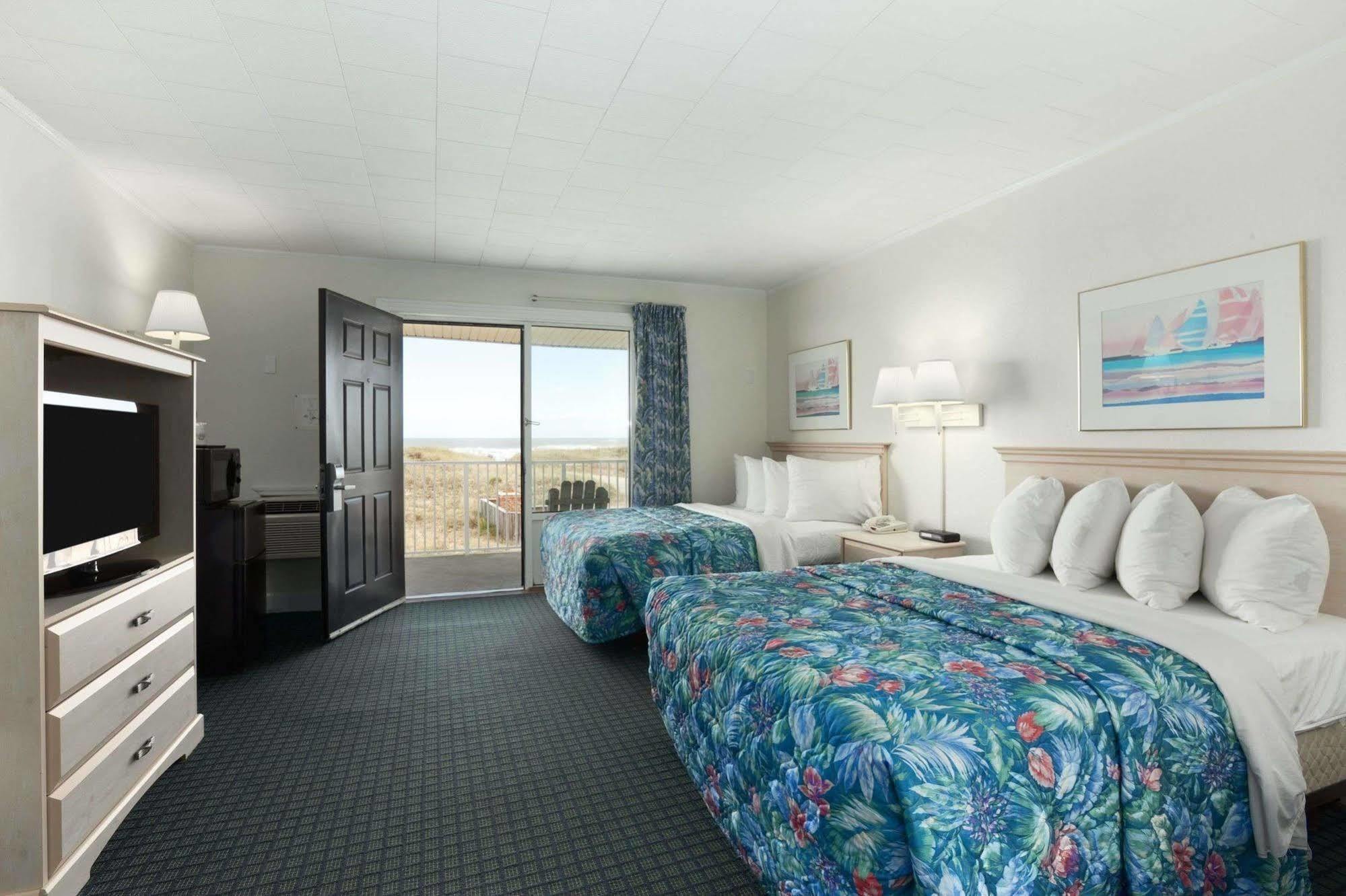 Days Inn By Wyndham Kill Devil Hills Oceanfront - Wilbur Esterno foto