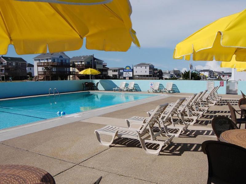 Days Inn By Wyndham Kill Devil Hills Oceanfront - Wilbur Esterno foto